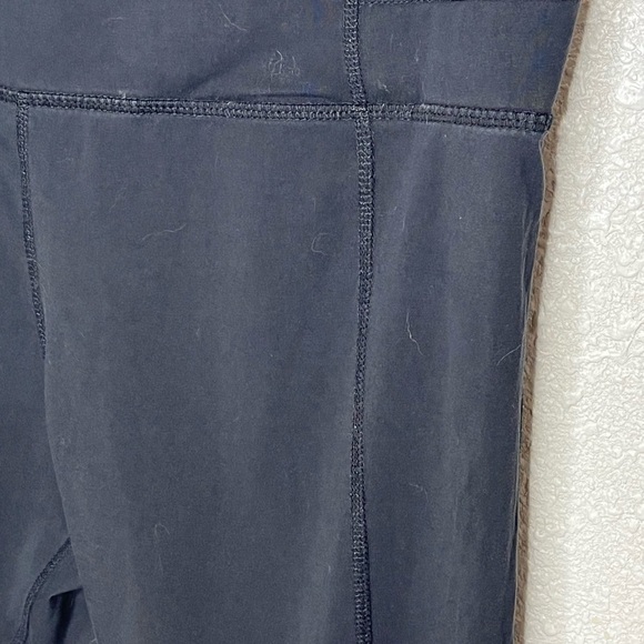 Calvin Klein Elastic waist band with inner front slip in pocket - Picture 3 of 9